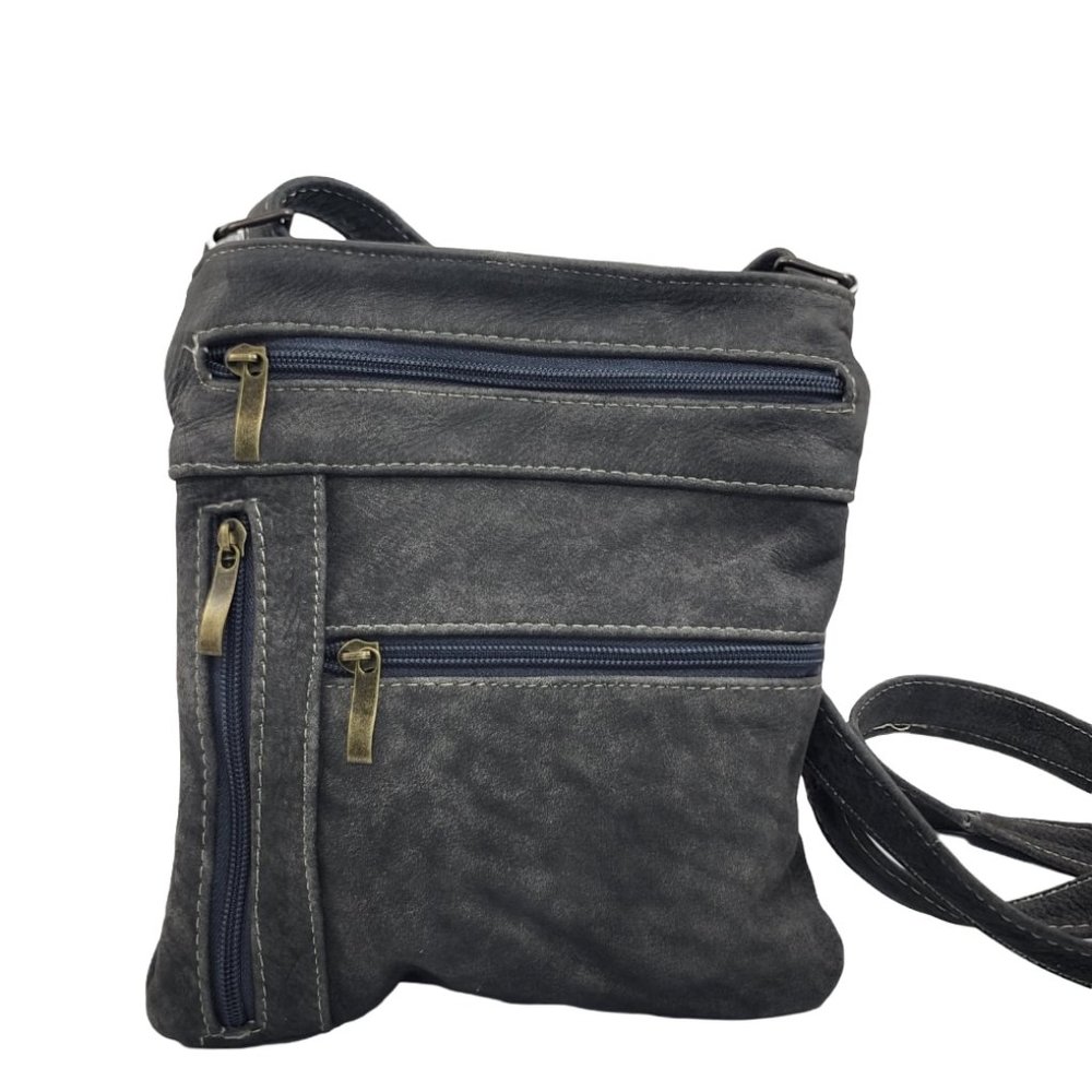 Genuine Cracked Leather Crossbody bag. Handcrafted. Gray color. Handmade